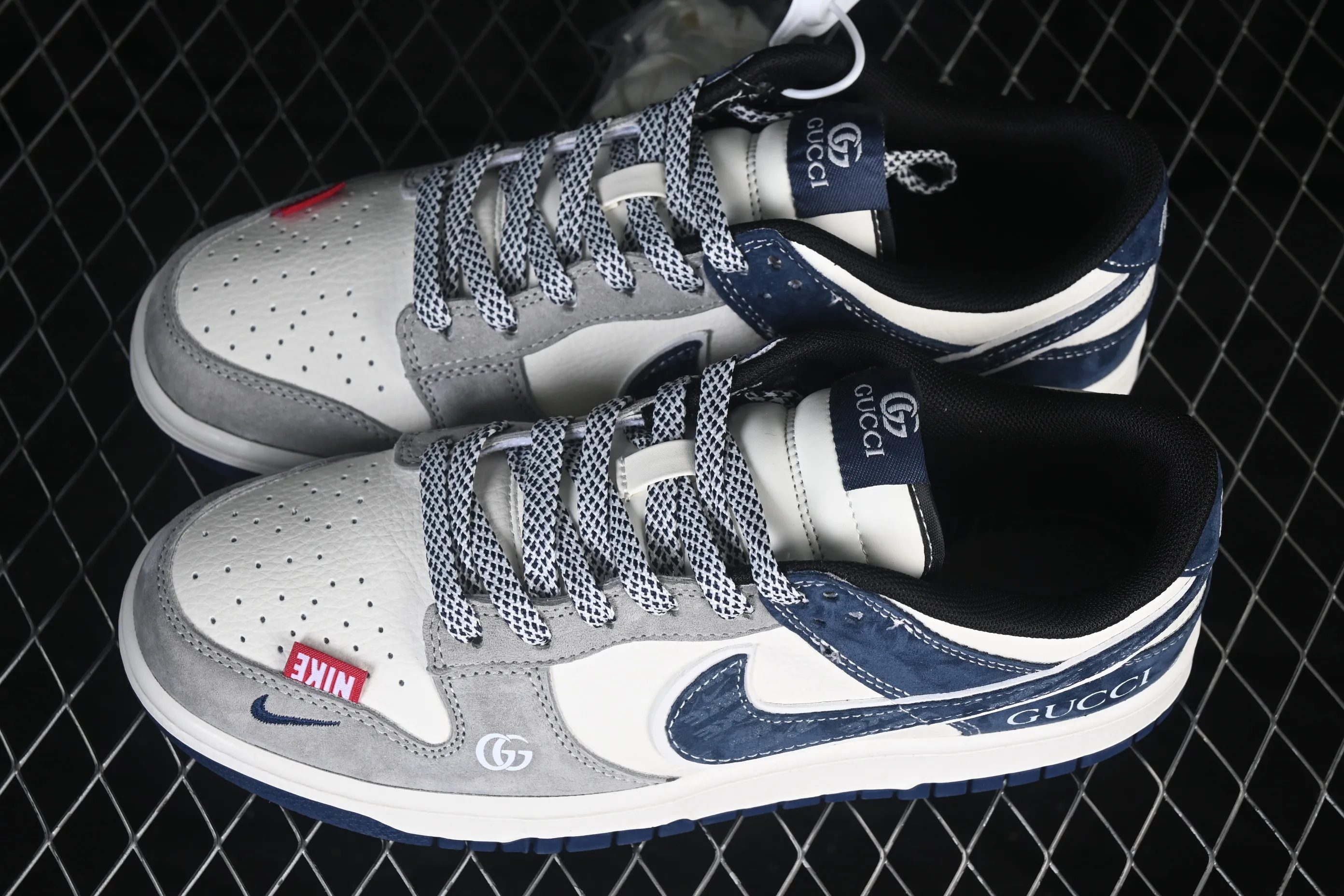 All categories Nk SB Dunk Series Nk SB Dunk Low High-end customized low-top sneakers Nike SB Dunk Low joint limited high-end customized low-top casual sneakers XZ5899-107